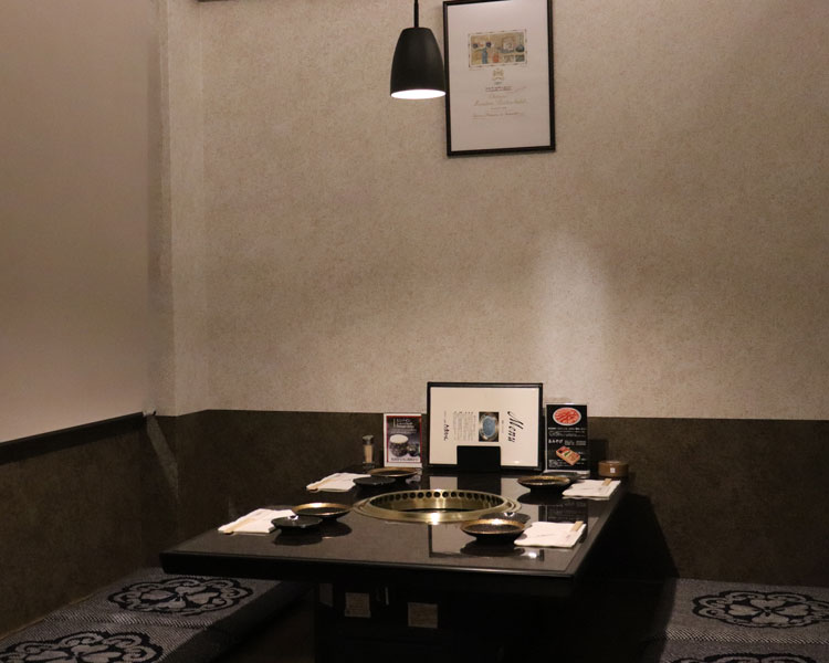 個室でゆったりとした時間をお過ごしいただけます。2名様からご利用可能です。